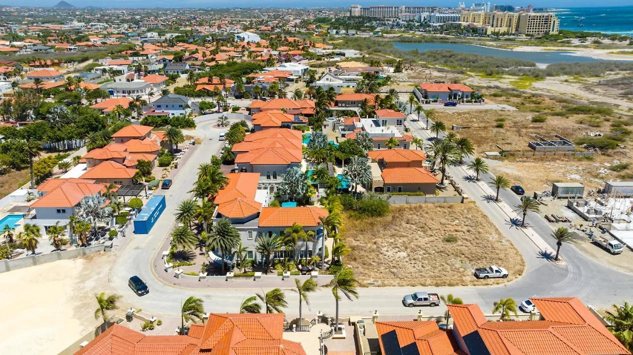 Opal 125 Villa Palm Beach