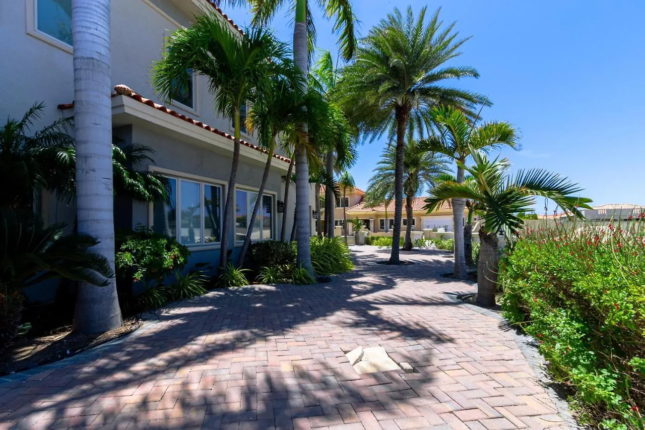 Opal 125 Villa Palm Beach
