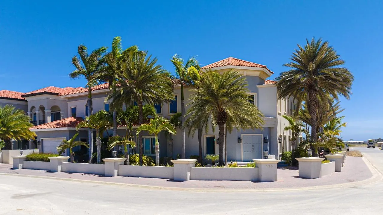 Opal 125 Villa Palm Beach