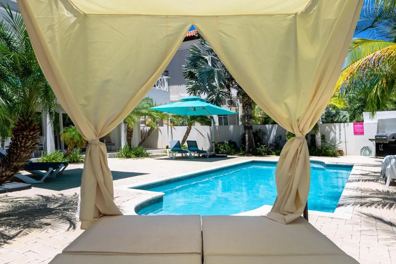 Opal 125 Villa Palm Beach