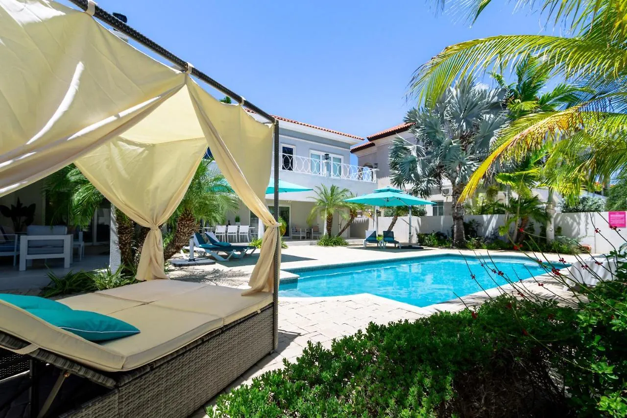 Opal 125 Villa Palm Beach