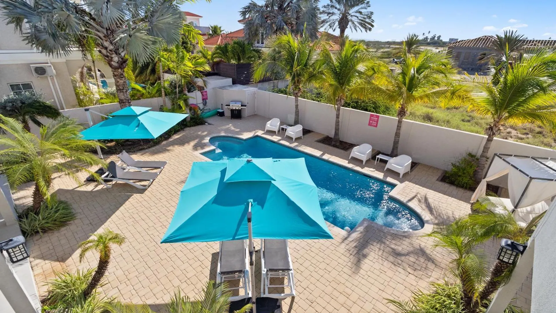 Opal 125 Villa Palm Beach