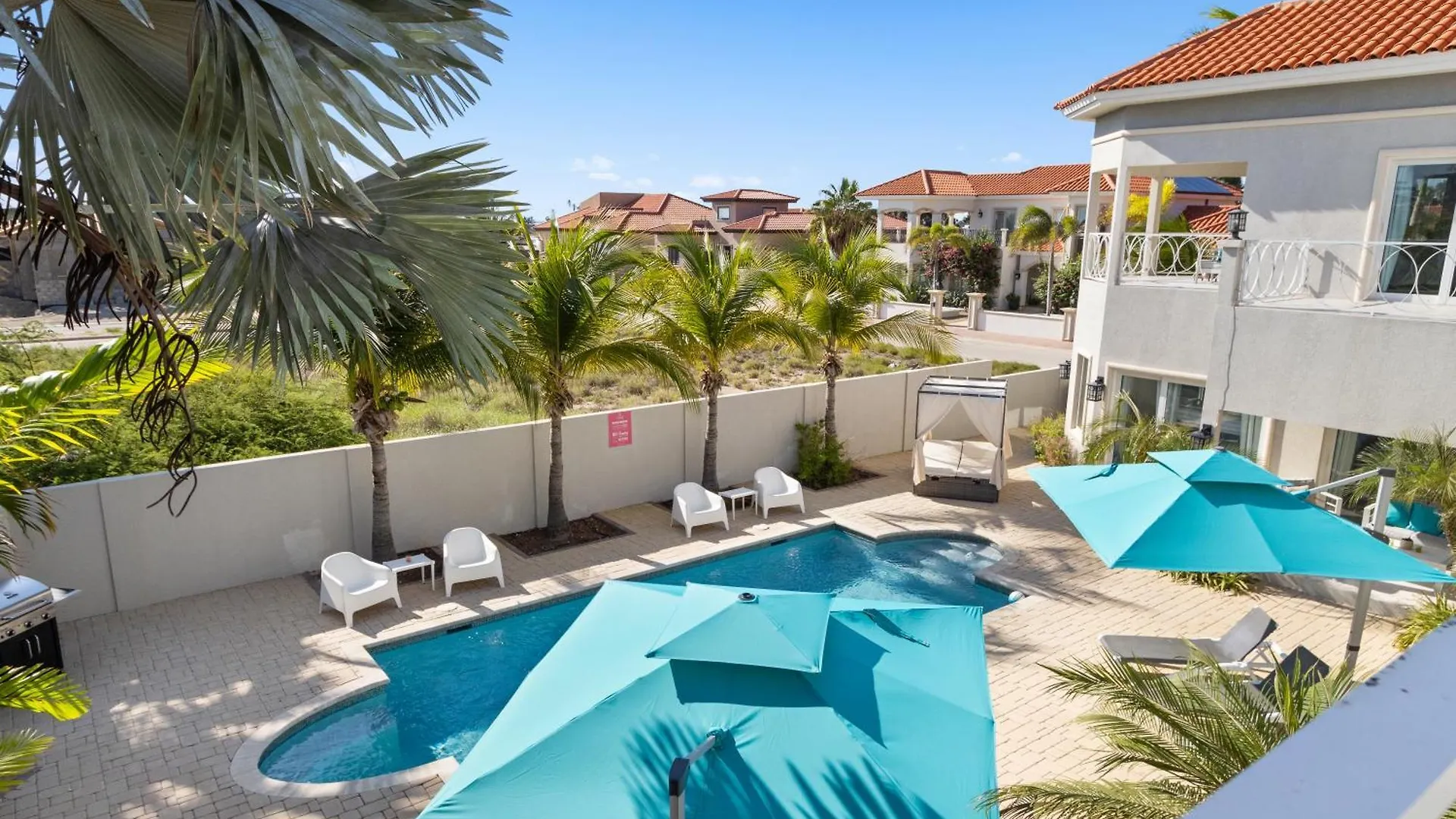 Opal 125 Villa Palm Beach