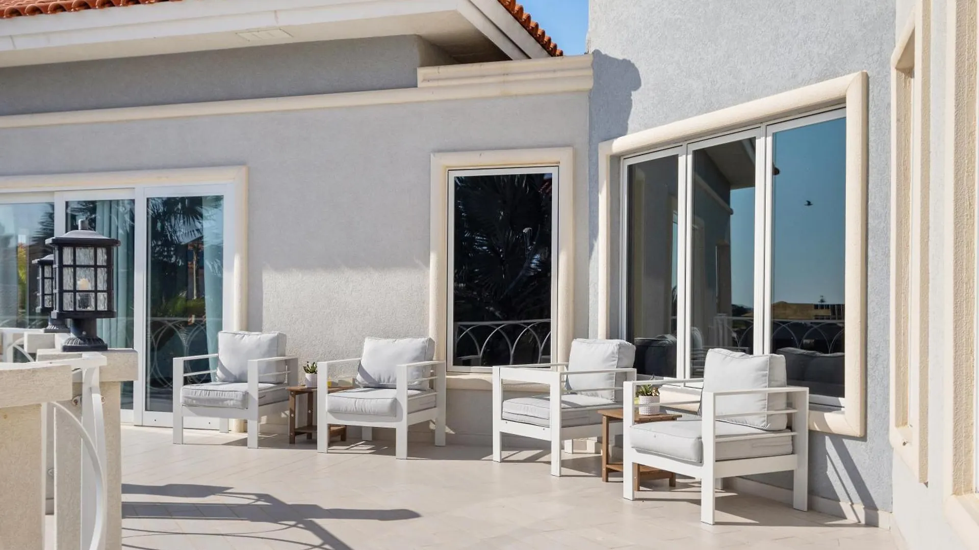 Opal 125 Villa Palm Beach