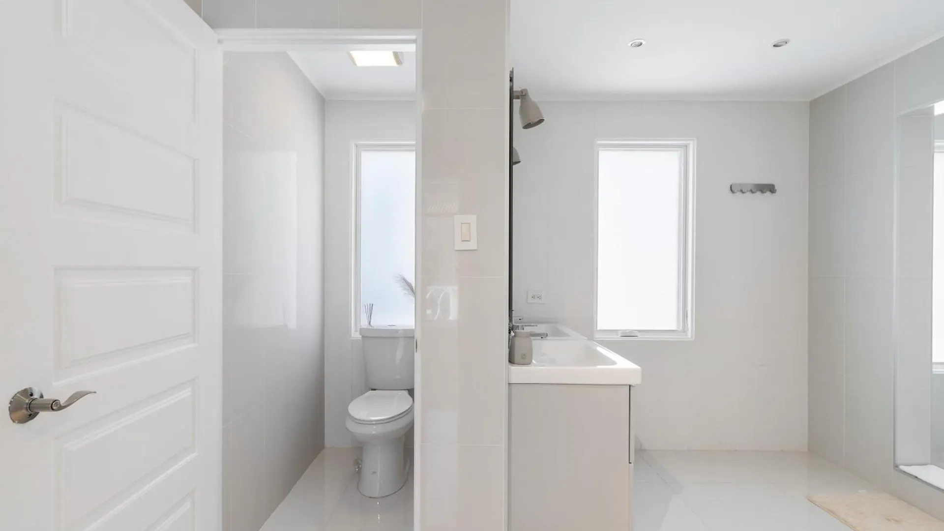Opal 125 Villa Palm Beach