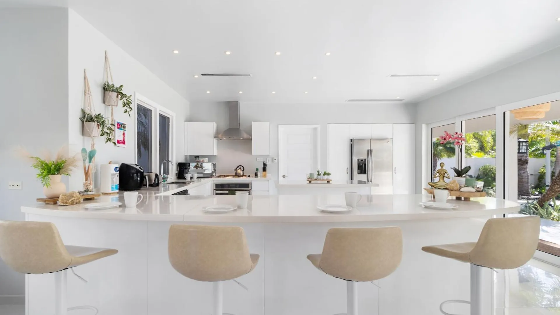 Opal 125 Villa Palm Beach
