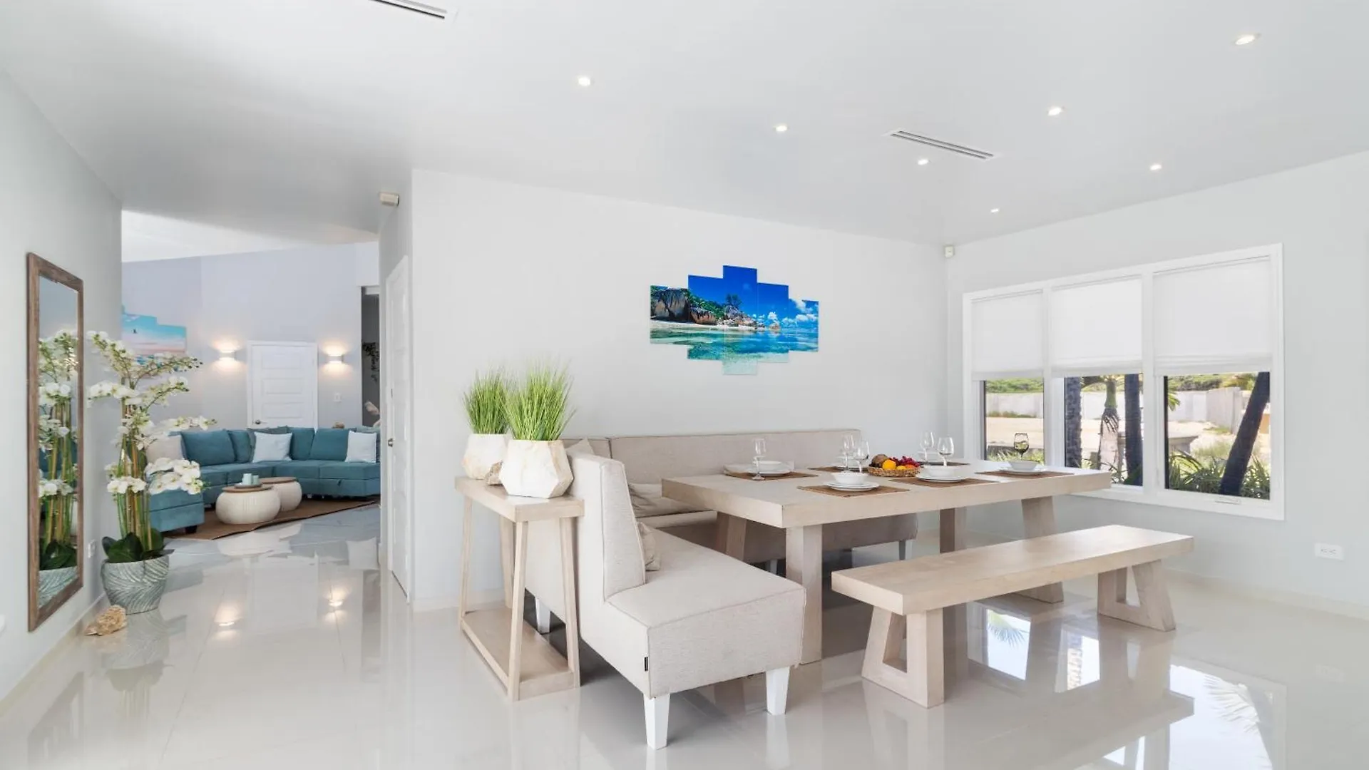 Opal 125 Villa Palm Beach