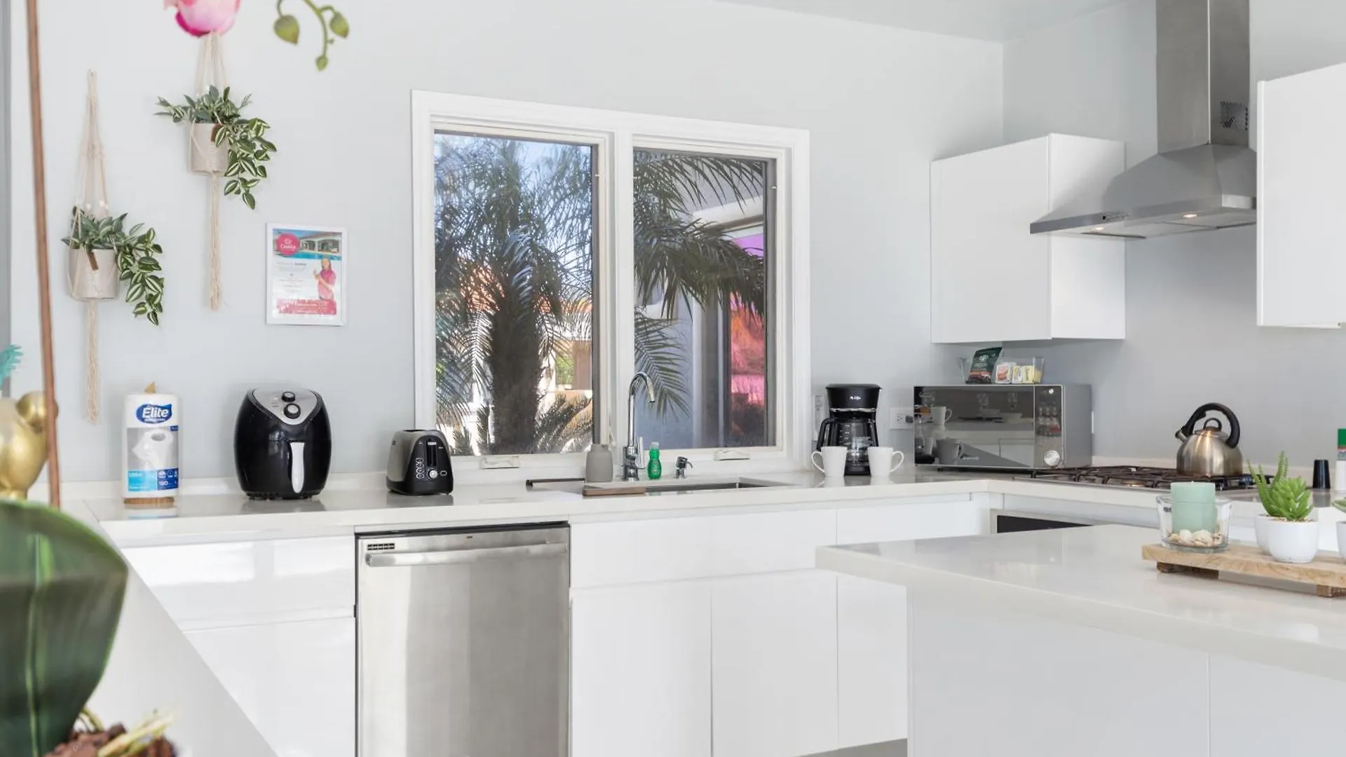 Opal 125 Villa Palm Beach 0*,
