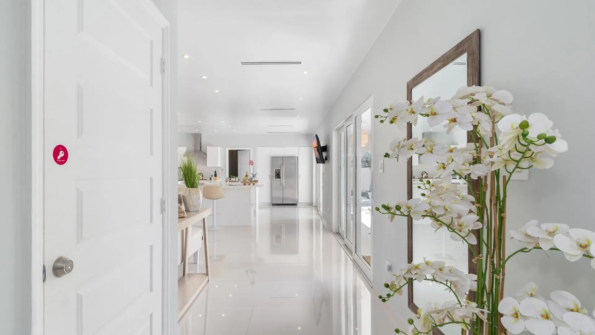 Opal 125 Villa Palm Beach